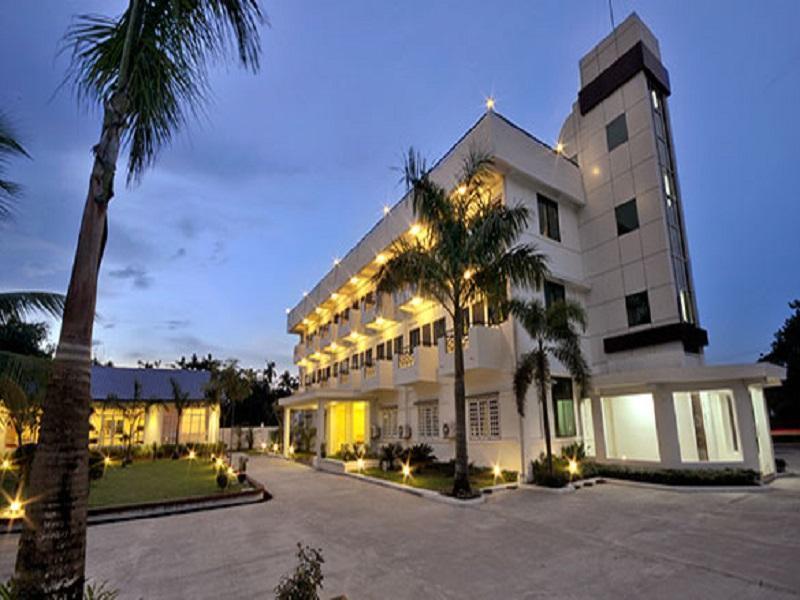 יאנגון Royal Golden View Hotel מראה חיצוני תמונה